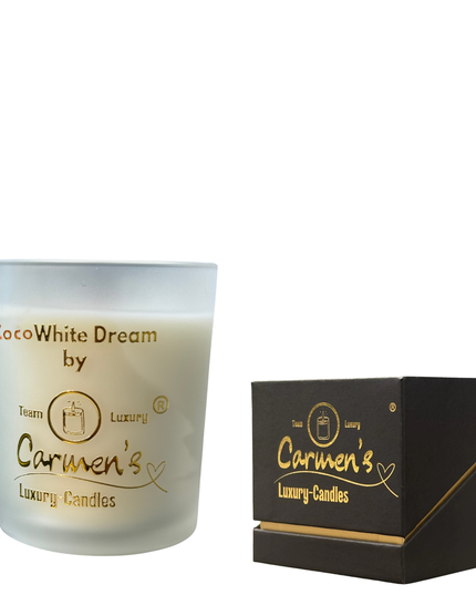 Coco White Dream – Lumânare din ceară de cocos lucrată manual cu parfum Coconut Bay în pahar de lux