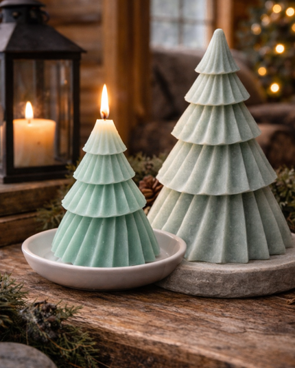 Christmas Tree design – Handcrafted candle / Handmade candle / Bougie artisanale / Lumânare artizanală / Vela artesanal