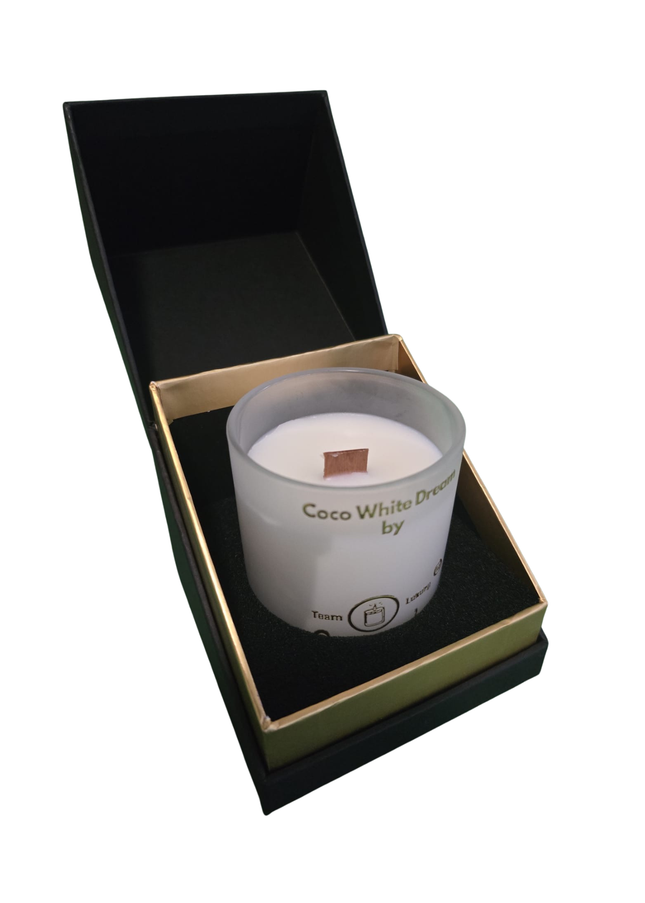 Coco White Dream – Handgefertigte Kokoswachs Kerze mit Coconut Bay Duft im Luxusglas