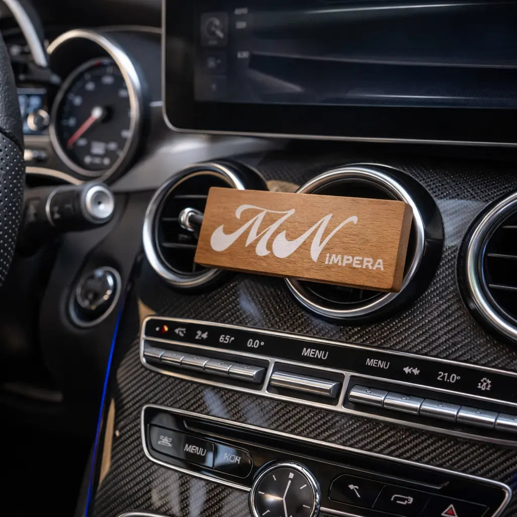 MN IMPERA – Luxus Auto-Diffusor aus Holz (inkl. 3ml Kapsel)