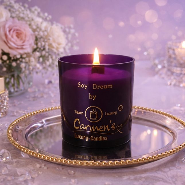 Soy Dream – Handgefertigte Bio-Sojawachs Kerze mit Vanille Bourbonesse Duft im violetten Glas (ohne Box)